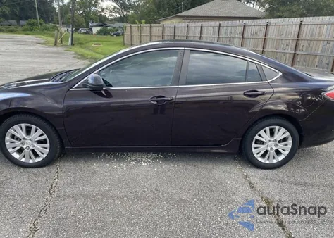2010 Mazda 6 I z USA, uszkodzony, nr VIN 1YVHZ8CH6A5M42577